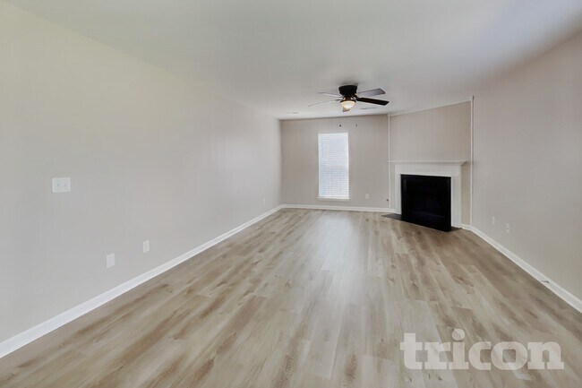 Foto del edificio - 1402 Weston Ln
