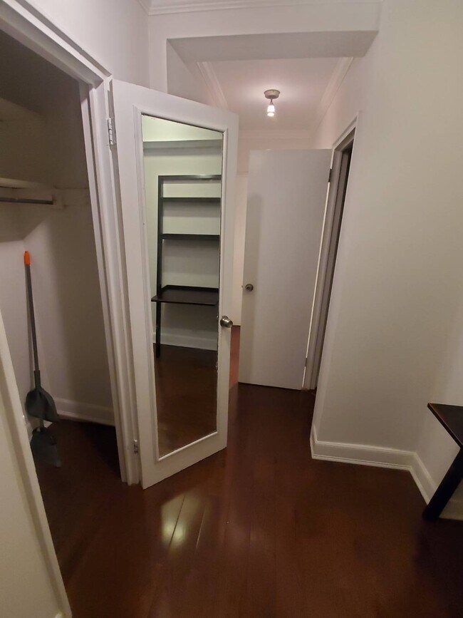 Foto del edificio - 225 E 46th St