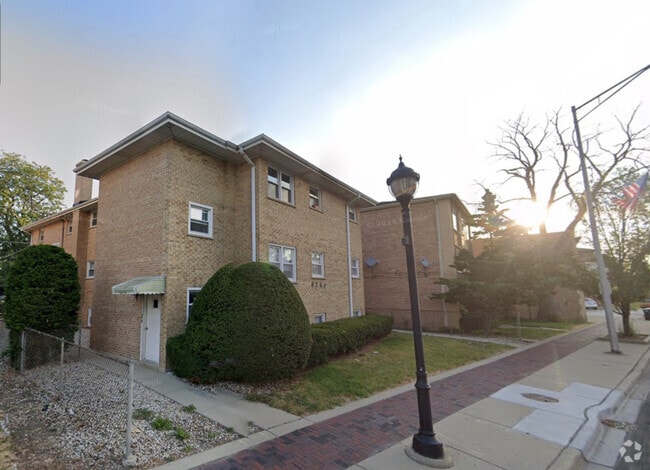Building Photo - 8246 W Grand Ave