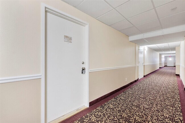 Foto del edificio - 405 N Ocean Blvd