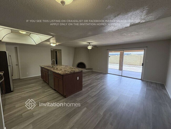 Foto del edificio - 4840 W Vogel Ave