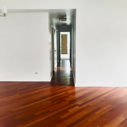 Foto del edificio - 1221 Ballantrae Pl
