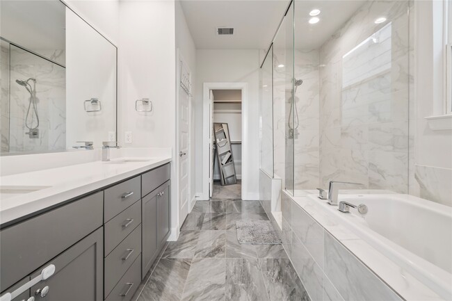 Building Photo - 316 Jensen Dr