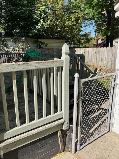 Foto del edificio - 727 E Madge Ave