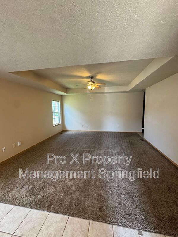 Foto del edificio - 3976 S Jonathan Ave