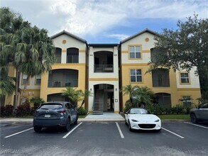 Building Photo - 11521 Villa Grand