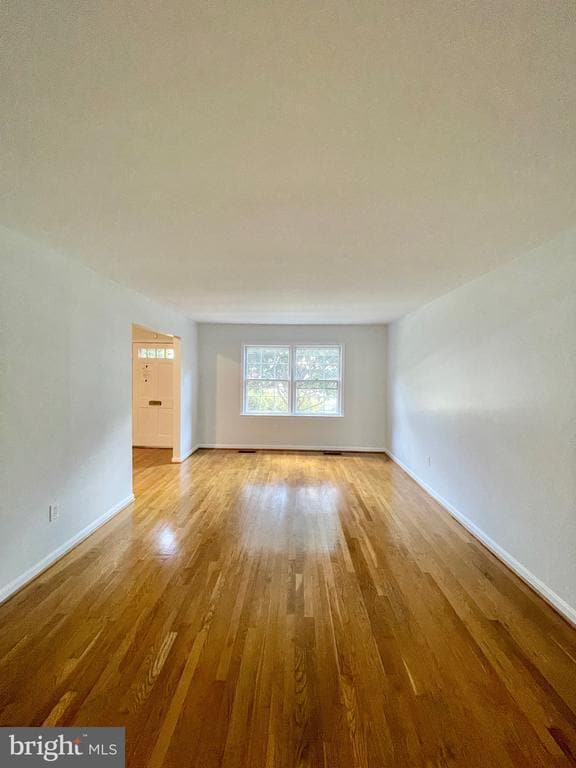 Building Photo - 1556 Bruton Ct