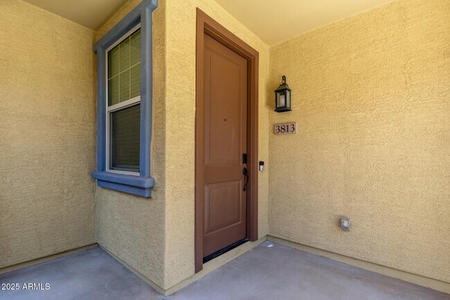 Building Photo - 3813 N 100th Dr