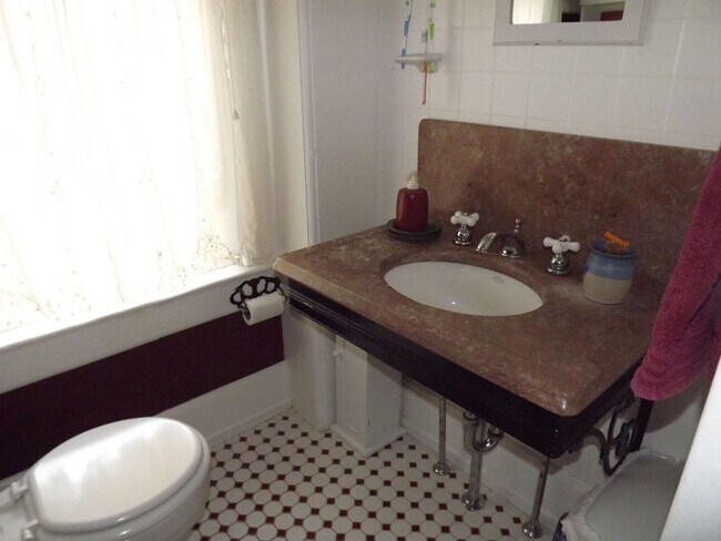 Foto del edificio - 43 Ford Ave