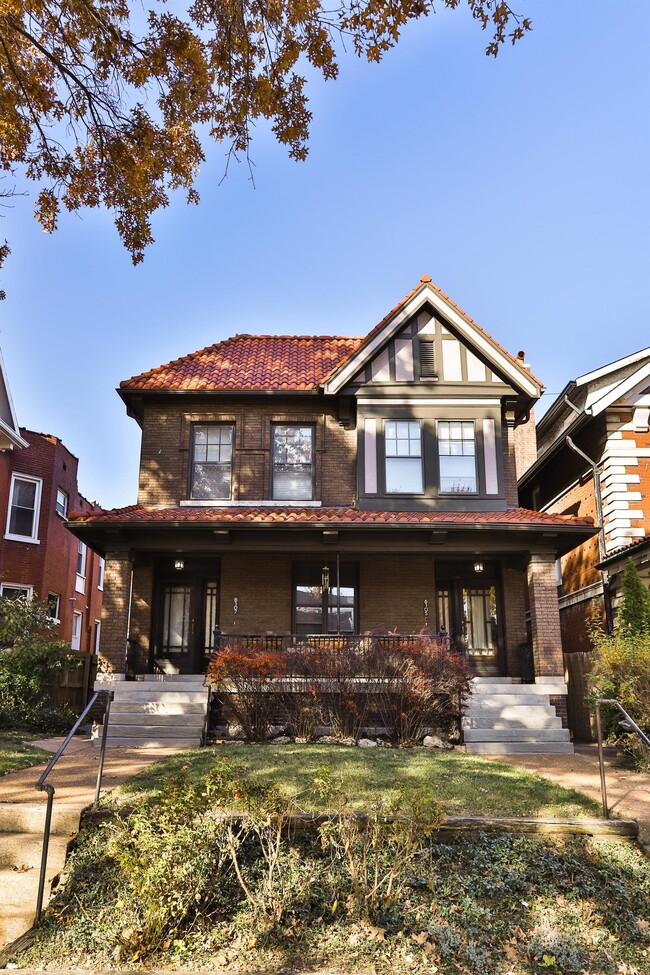 Building Photo - 6105 Waterman Blvd