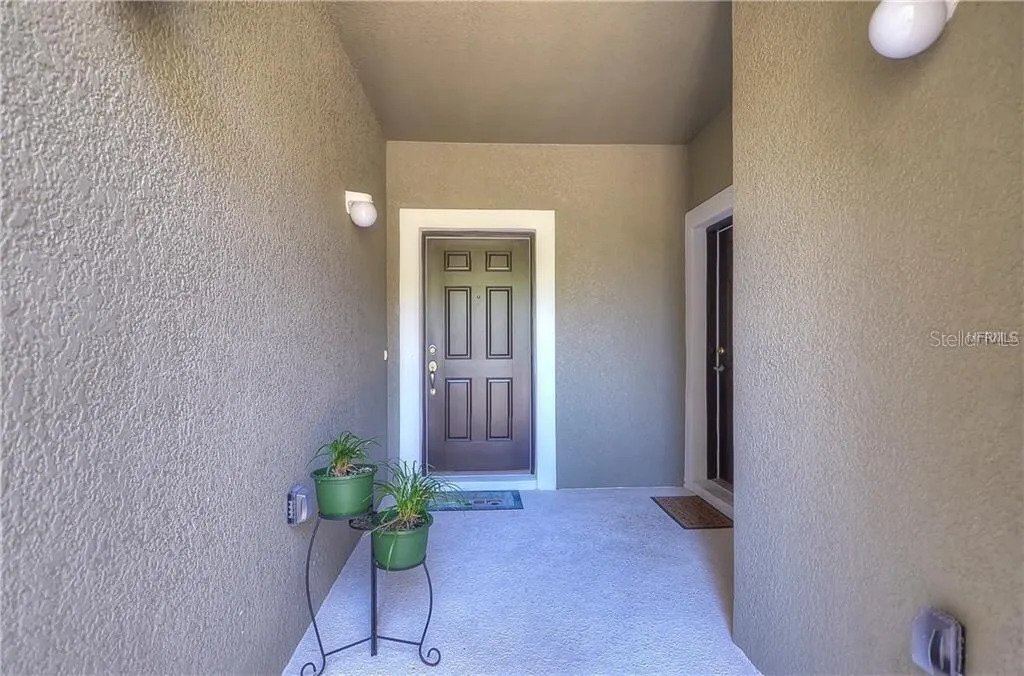 Primary Photo - 10704 Avery Park Dr
