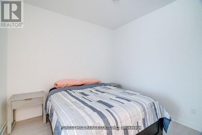 Photo du bâtiment - 185 Alberta Ave