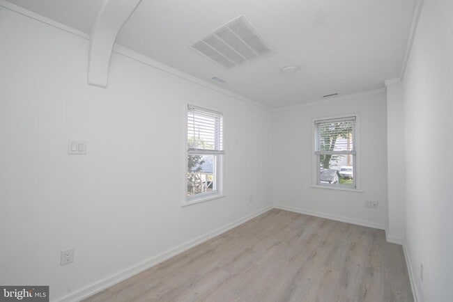 Foto del edificio - 905 Jersey Ave