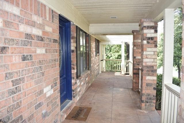 Building Photo - 3319 Barberry Rd