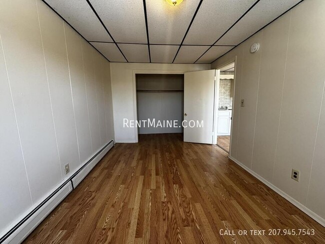 Building Photo - 27 Eastern Ave