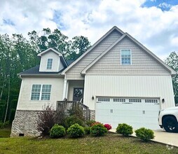 Building Photo - 7078 Klingler Ln