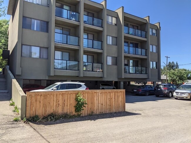 Building Photo - Live in Bankview with Stunning Views