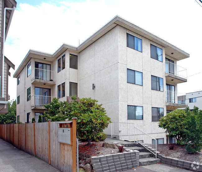 Foto del edificio - 11702 Greenwood Ave N