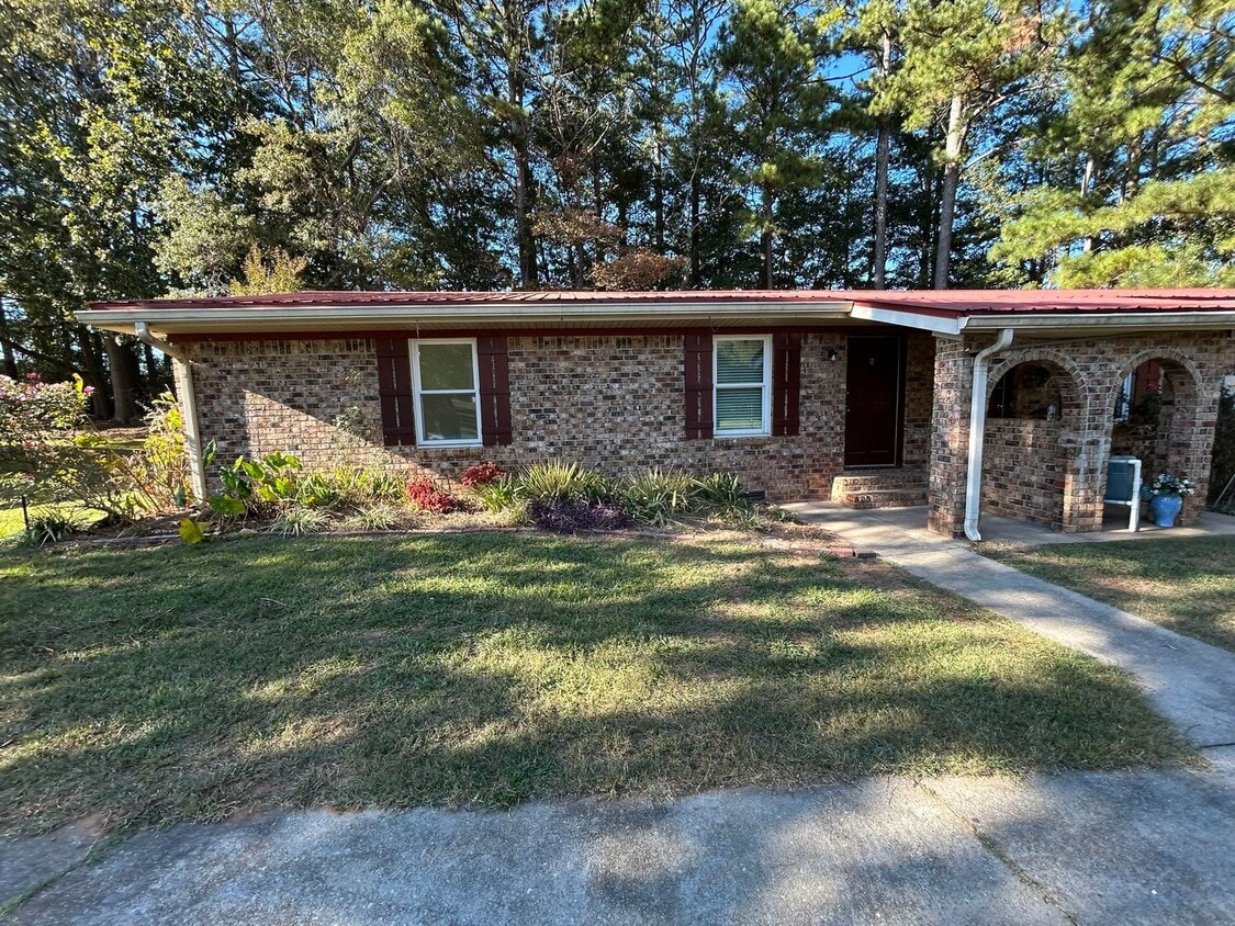 Primary Photo - Perfectly Located Carrollton City Duplex!