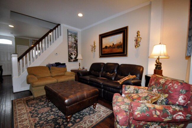 Foto del edificio - Spacious Fully Renovated 4BR Home with 2 Full Baths – Prime Manayunk Location!