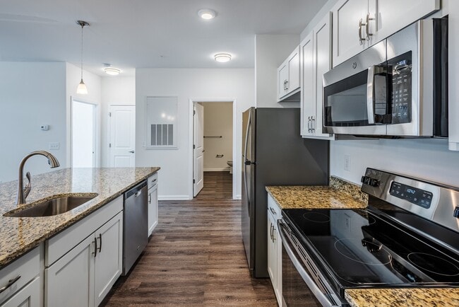 Foto del edificio - Coronet Way Lofts