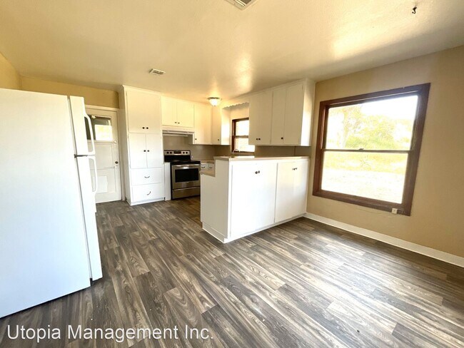 Building Photo - 2 br, 1 bath House - 301 Arnold Way