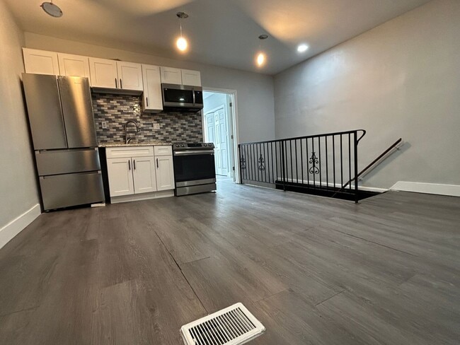 Photo - 1325 S 21st St Apartment