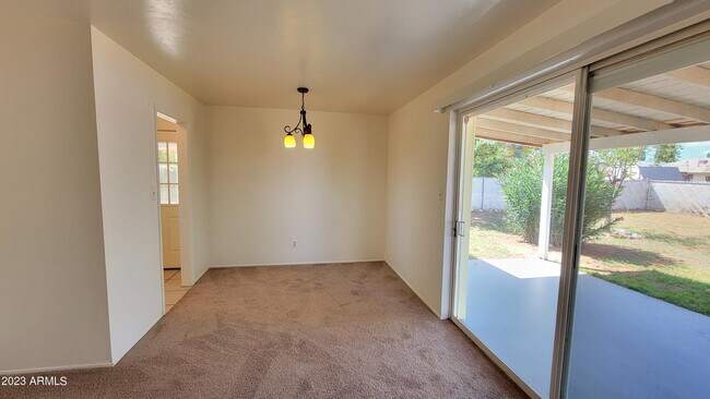 Building Photo - 27 E James Dr