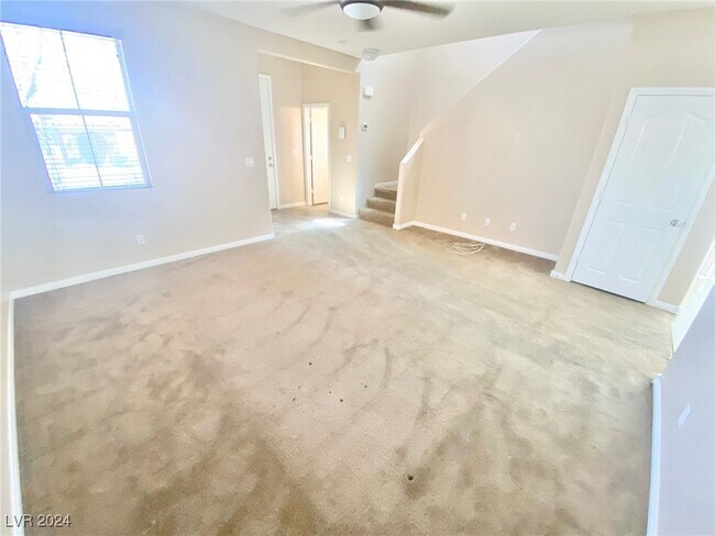 Building Photo - 9911 Blue Villa Ct