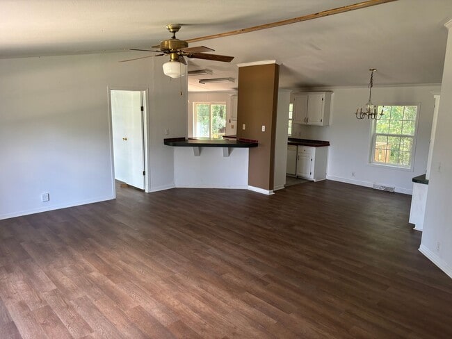 Building Photo - Doublewide mobile home on 3 acres
