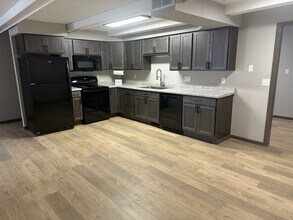 Building Photo - N21357 Glodowski Rd