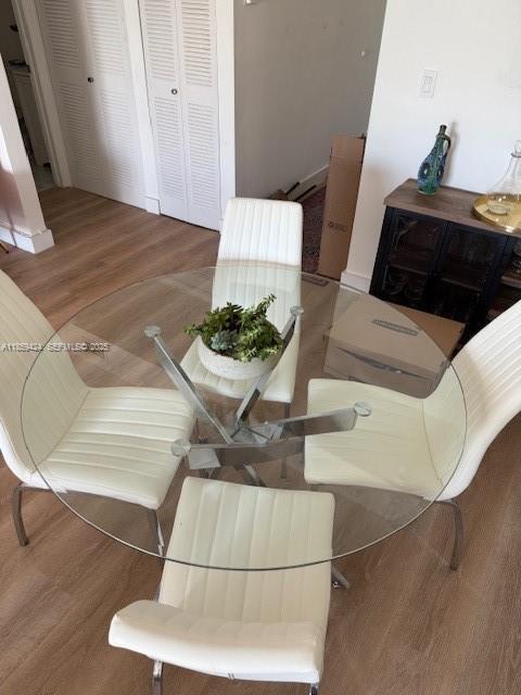 Building Photo - 1150 Collins Ave