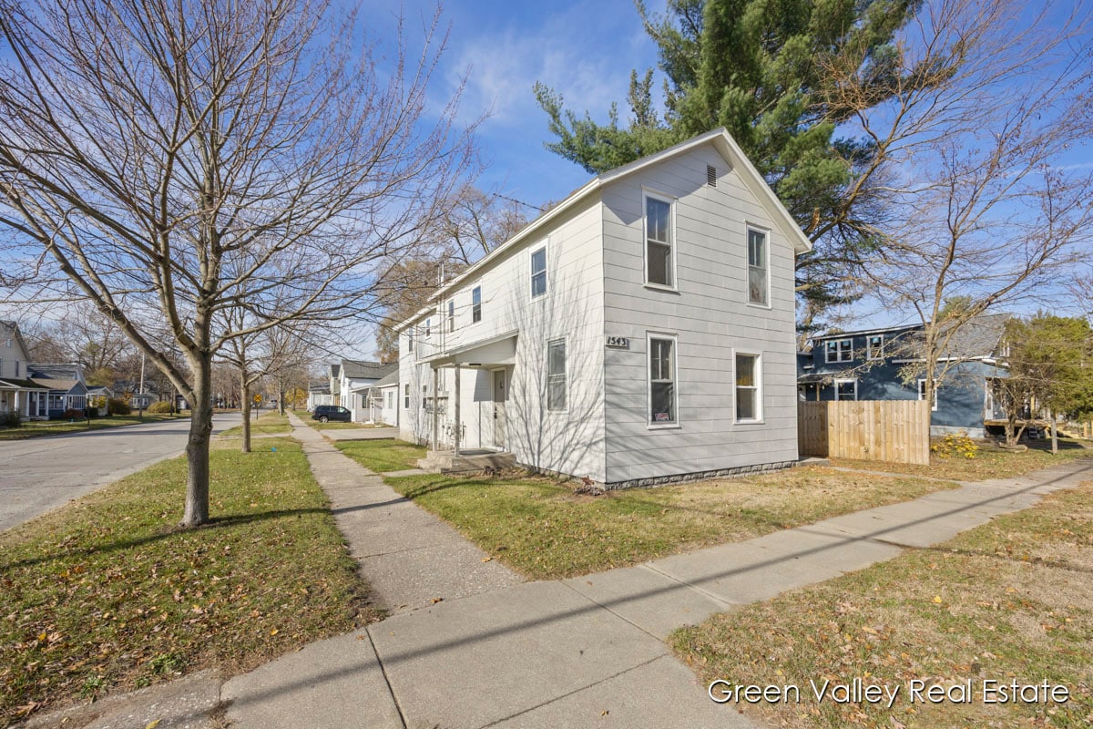 1543 Beidler St Unit 1, Muskegon, MI 49441 Room for Rent in Muskegon