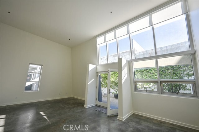 Foto del edificio - 615 Hampton Dr