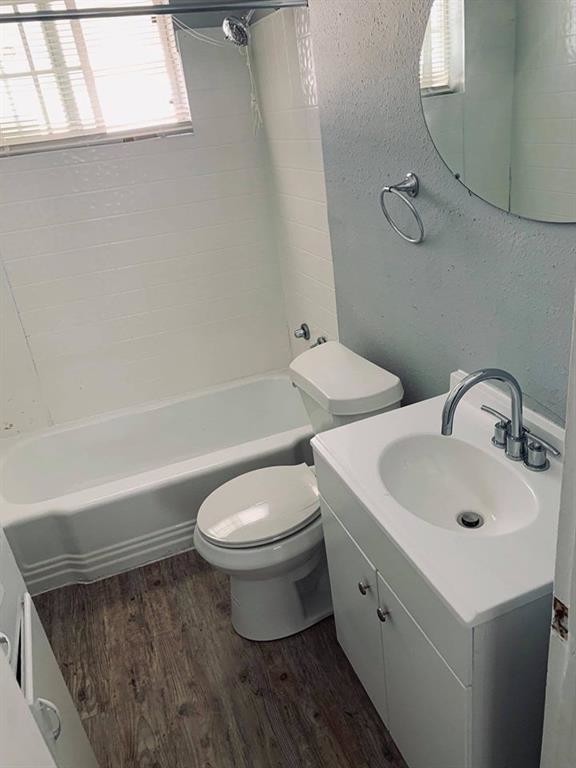 Foto principal - 1417 Bennett Ave