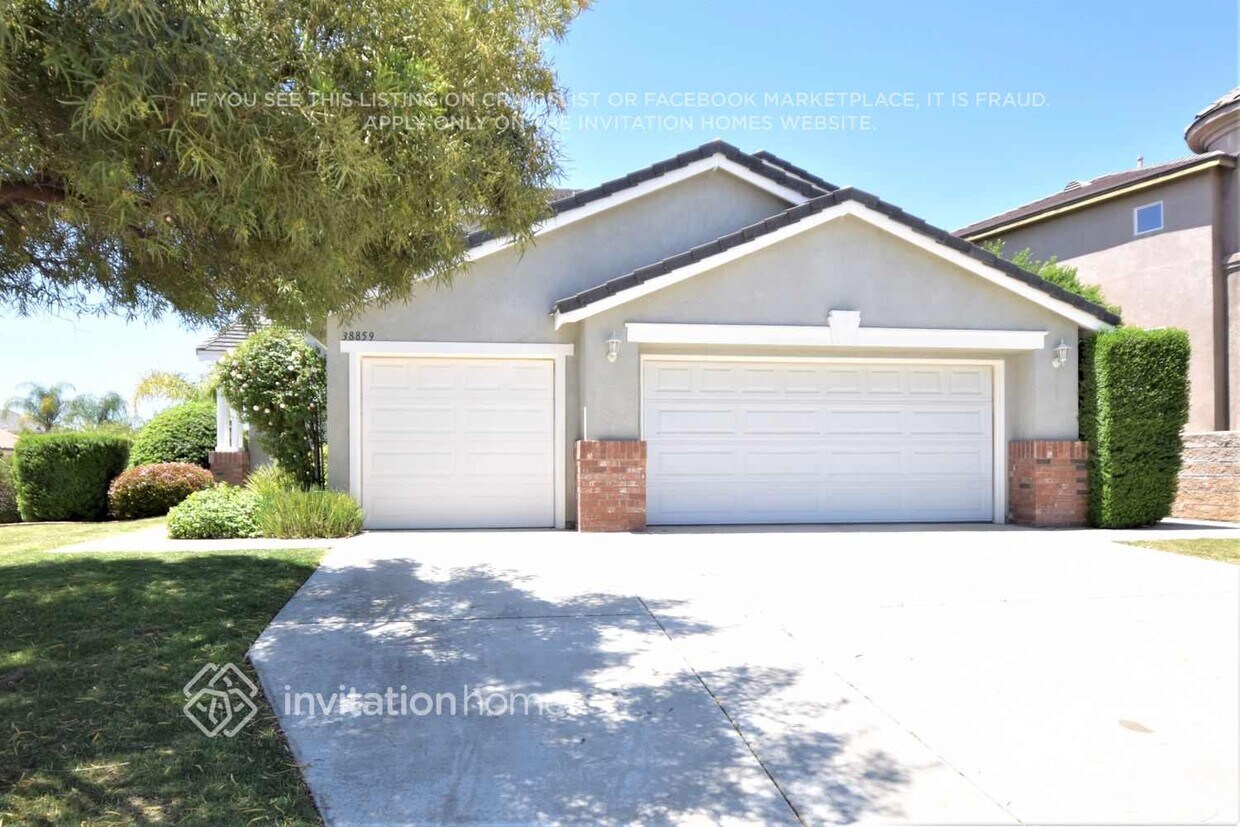 Primary Photo - 38859 Autumn Woods Rd