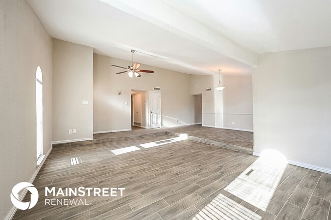 Building Photo - 3149 Oak Hill Rd