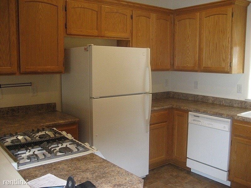 Foto del edificio - 3 br, 2 bath House - 300 Meadow Drive
