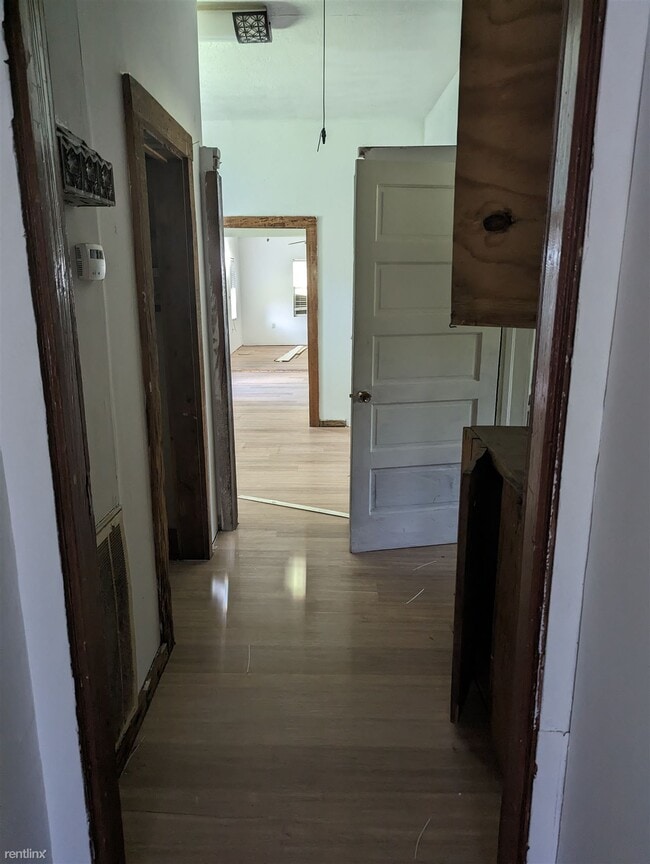 Building Photo - 3 br, 1.5 bath House - 121 Saint Landry St