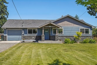 Building Photo - 11605 67th Ave E