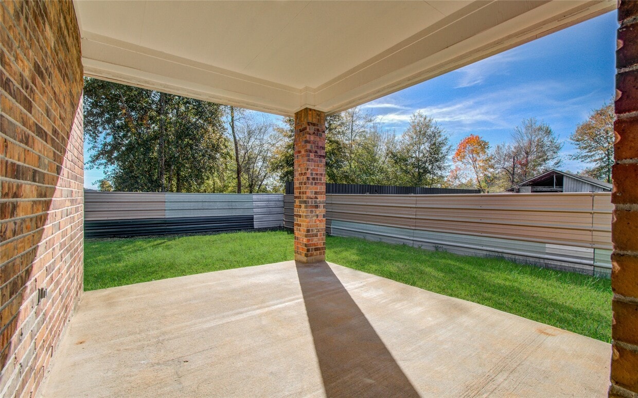 Building Photo - 898 Rd 3556