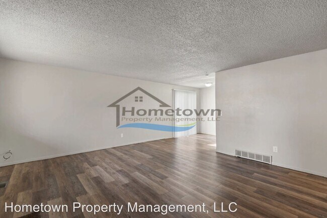 Building Photo - 4 br, 2 bath House - 2422 N 8th St