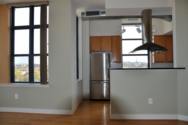 Building Photo - 2020 12th St NW
