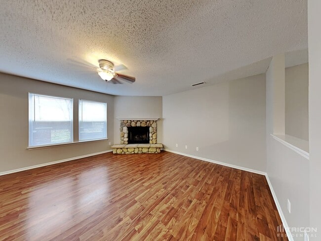 Building Photo - 6572 W Jefferson Ct