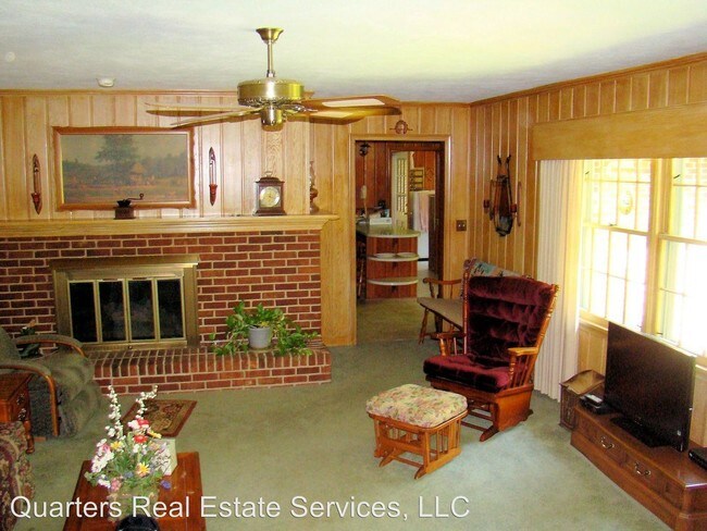 Building Photo - 7137 Styers Ferry Rd