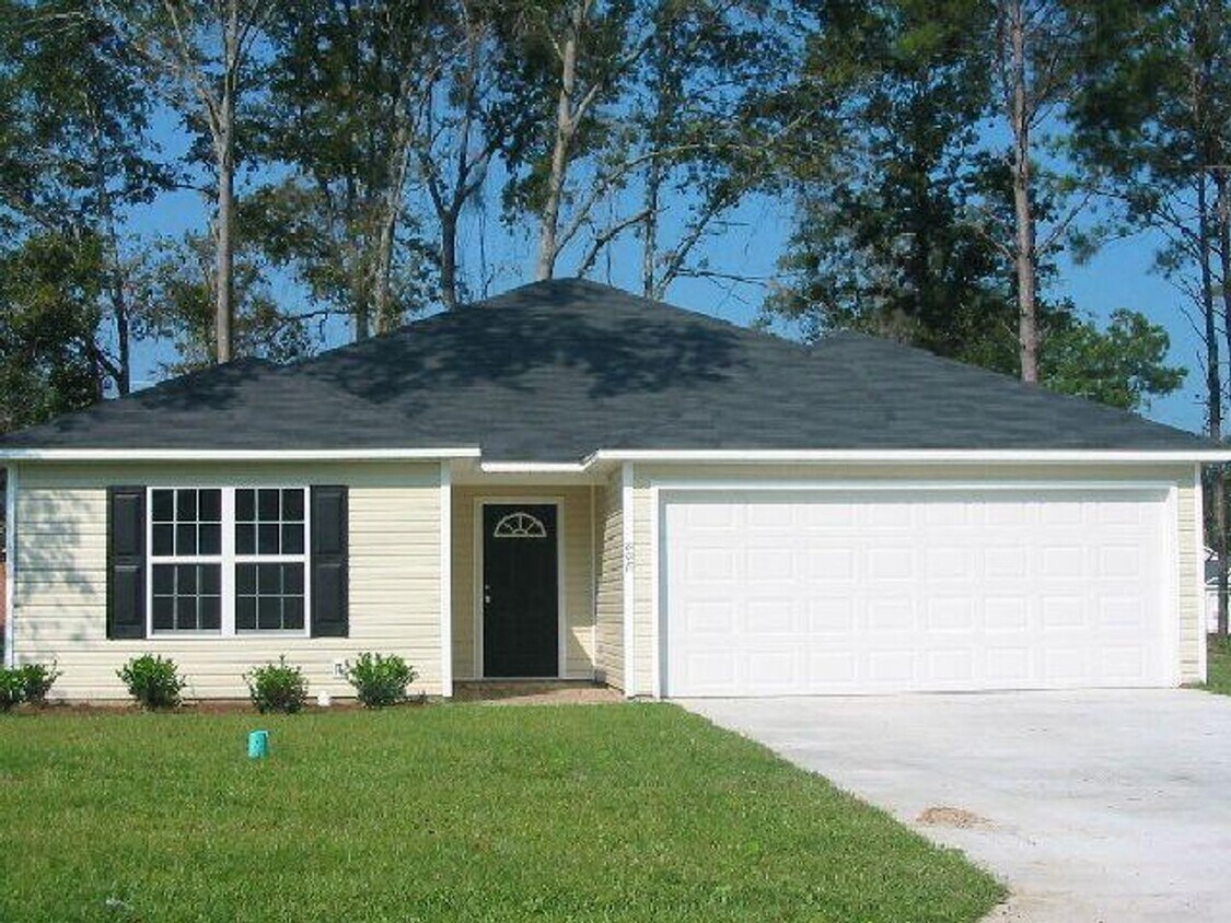 808 Kristen Ln, Hahira, GA 31632 House Rental in Hahira, GA
