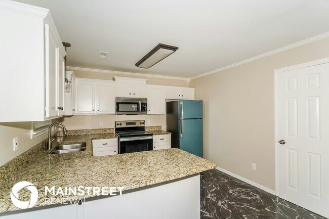 Foto del edificio - 1131 Poplar Hollow Dr