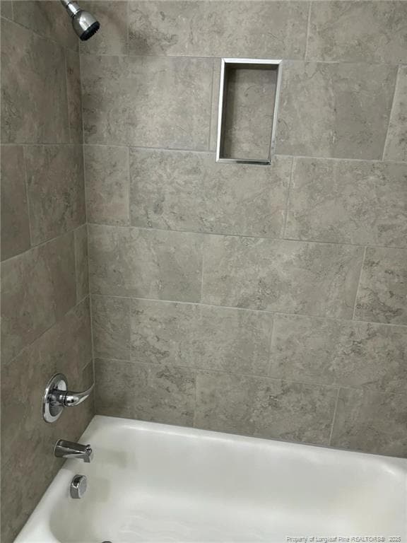 Building Photo - 432 Squirrel St