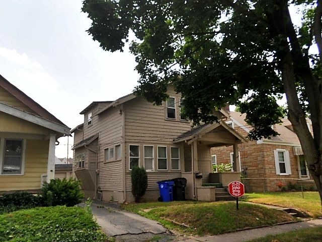 Building Photo - 2035 Barrows St