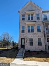 Building Photo - 201 Spike Trl SE